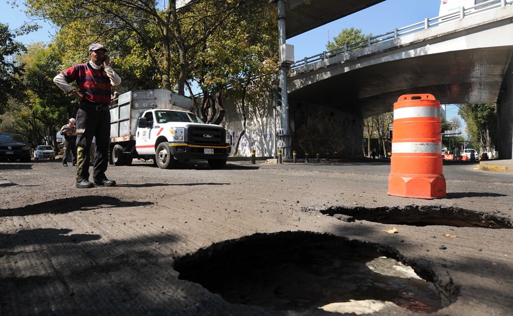 Autoridades reportan que son dos los socavones de Tlalpan