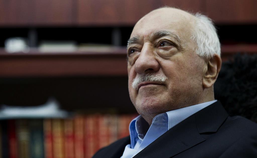 Tribunal turco ordena arresto del predicador Gülen