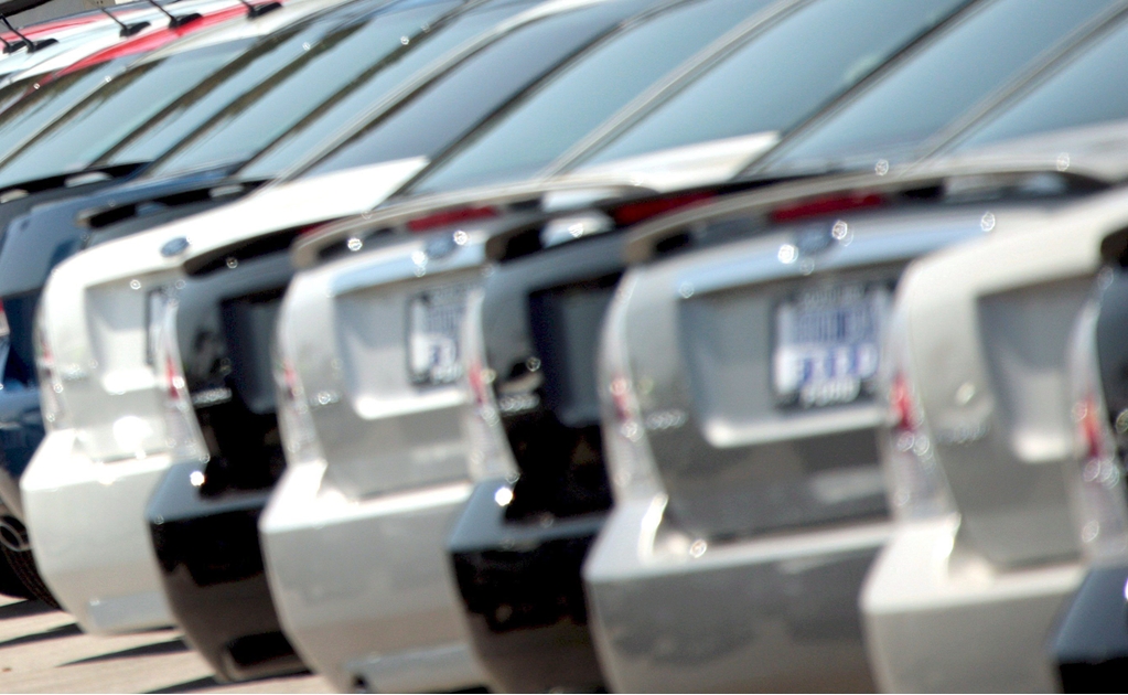 Venta de autos nuevos disminuye 5.5% en febrero