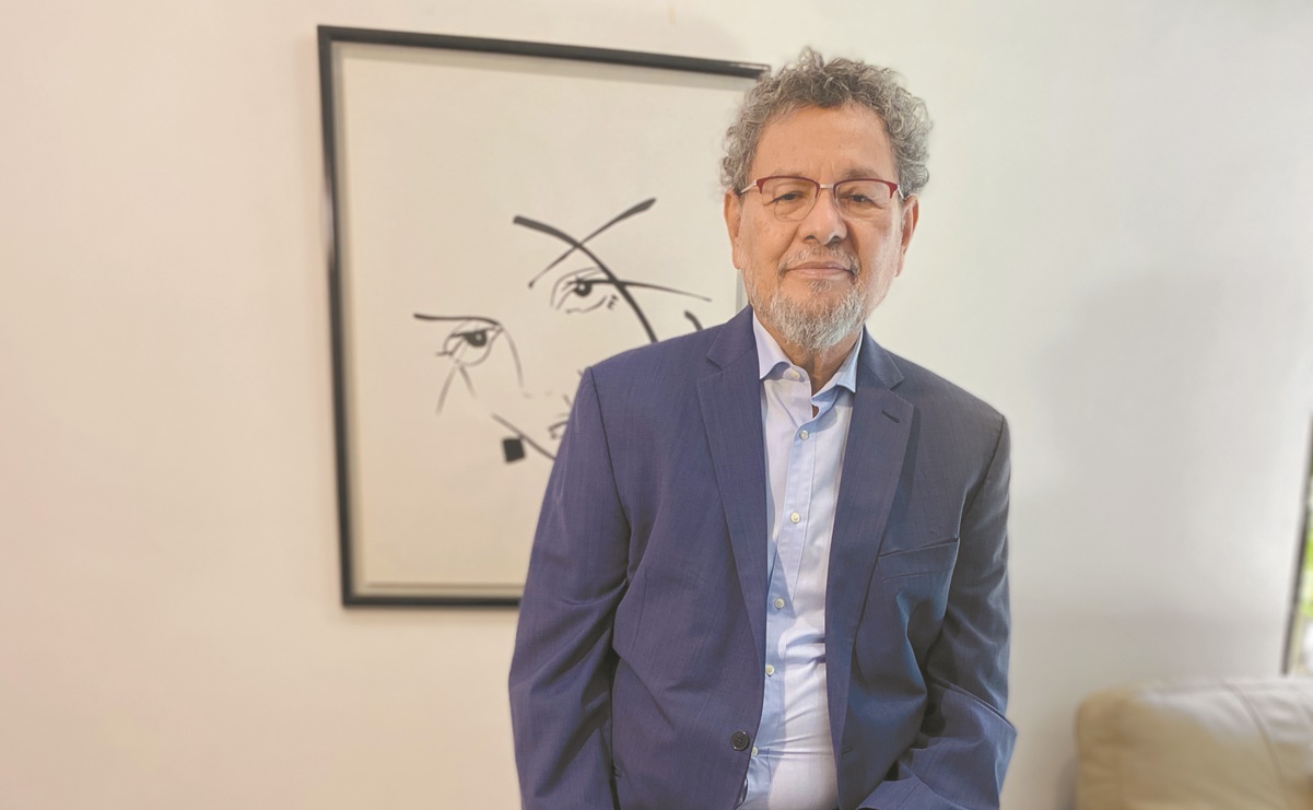 "Novelista, un oficio para malditos": Élmer Mendoza
