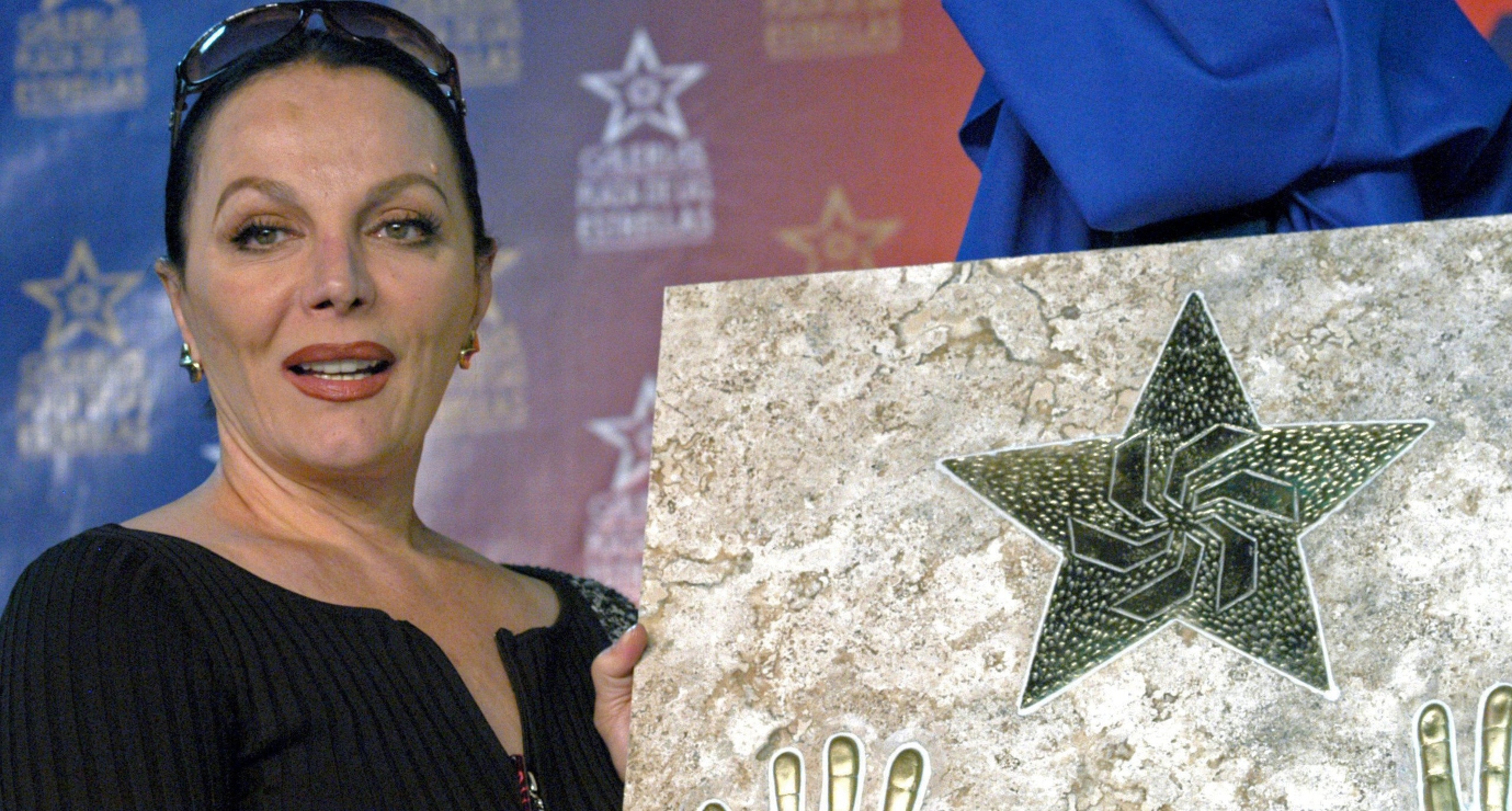 Sasha Montenegro: Así se veía de joven en polémica escena sin ropa que escandalizó al cine mexicano