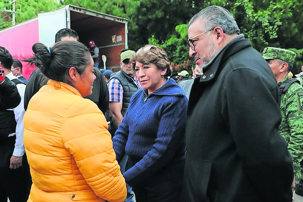 Lleva Delfina programas sociales a Texcaltitlán