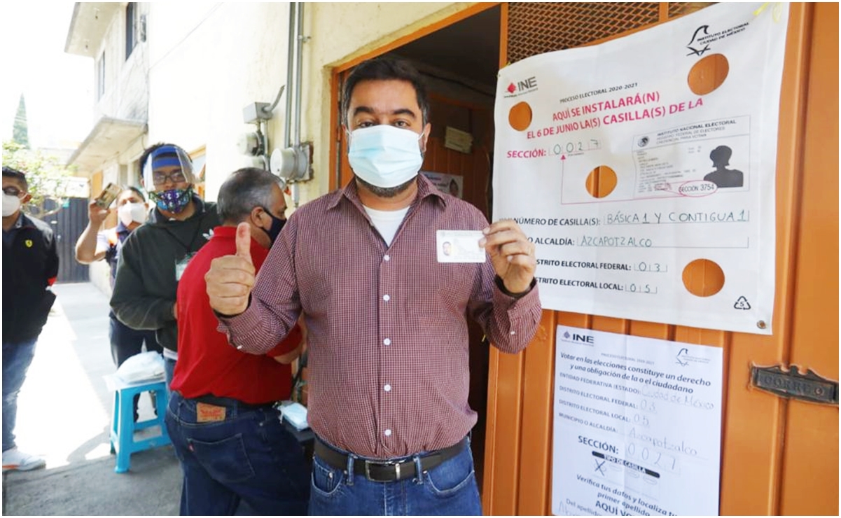 "Jornada tranquila", reporta Vidal Llerenas tras emitir su voto en Azcapotzalco