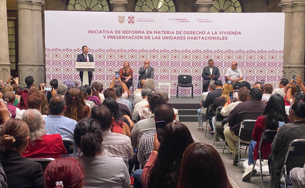 Martí Batres propone reforma para mejorar unidades habitacionales en las 16 alcaldías de la CDMX