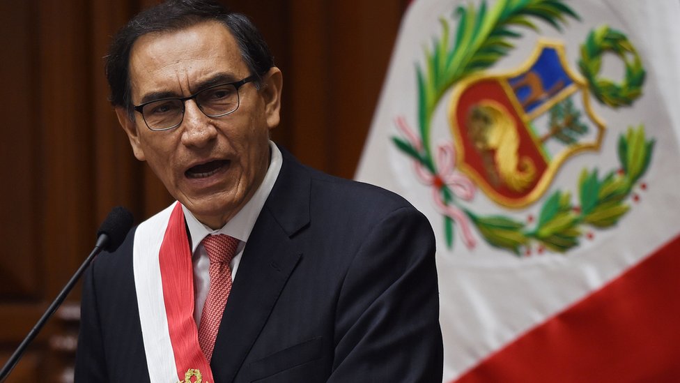 Congreso de Perú rechaza la destitución del presidente Martín Vizcarra