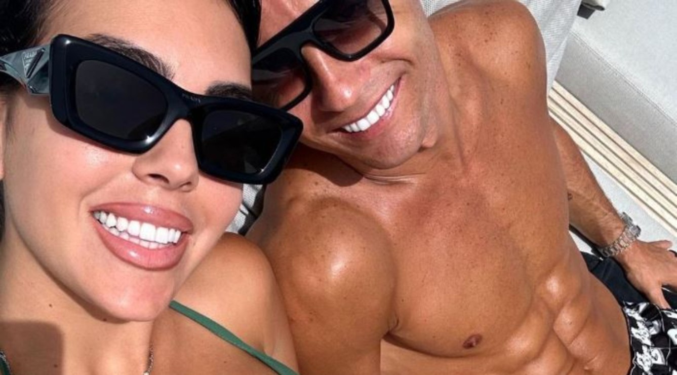 Georgina Rodríguez luce su derriere en ropa de playa y rebasa los 3 millones de likes