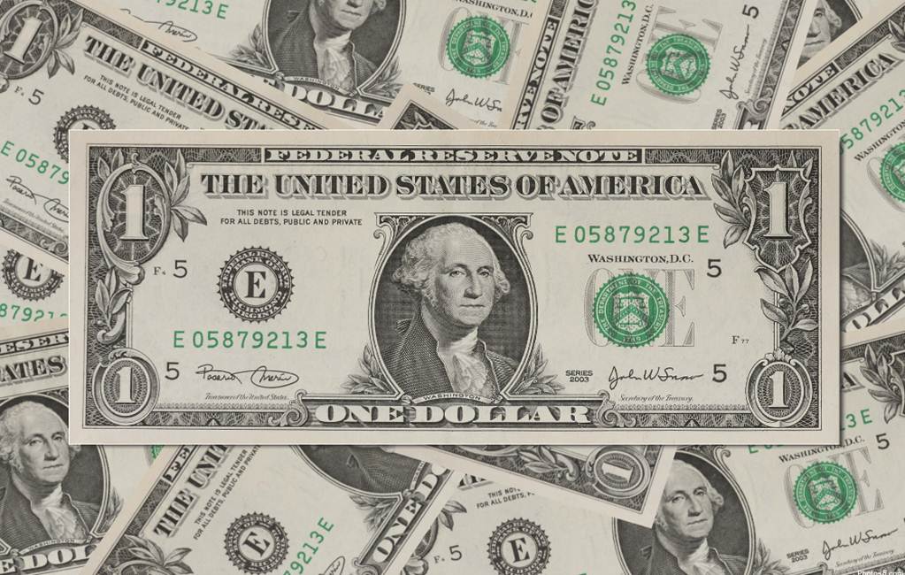 Dólar se vende en promedio en $15.97 en el AICM