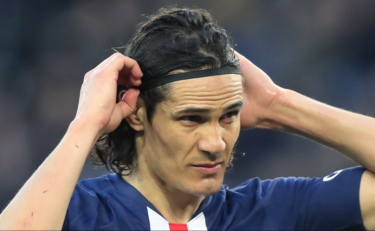 Edinson Cavani no debutará con el Manchester United por el Covid-19