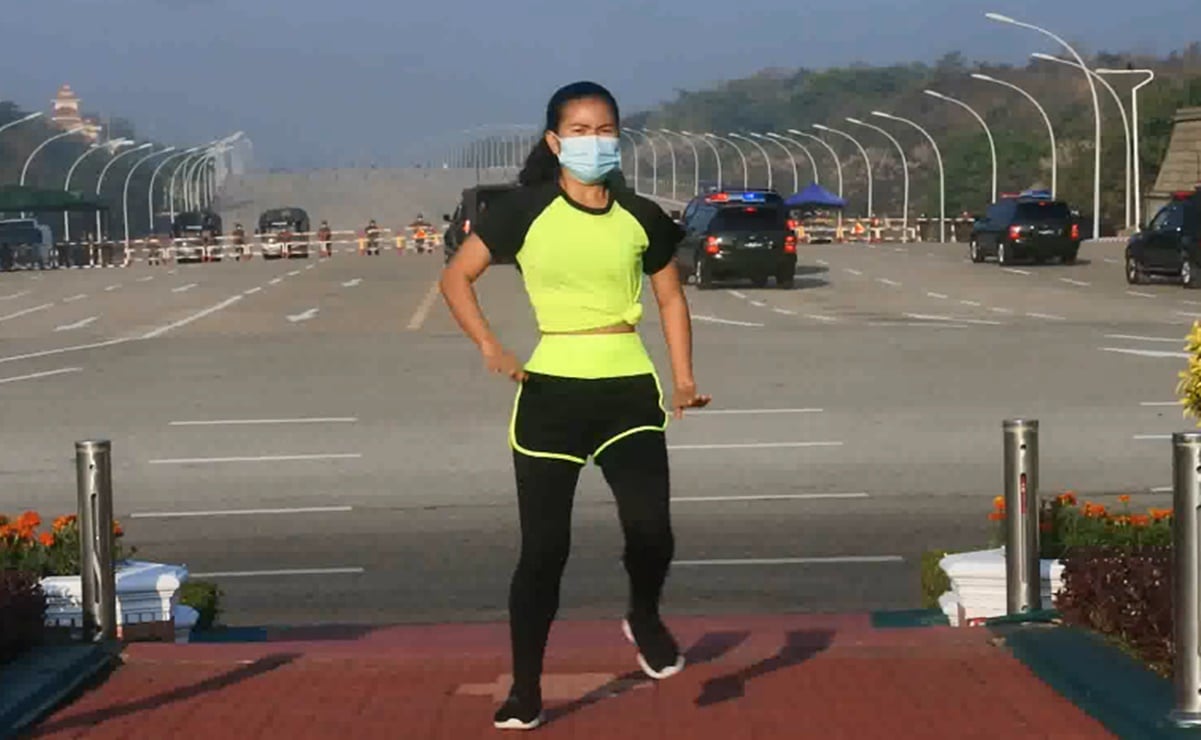 Se viraliza video de mujer haciendo ejercicio durante golpe de Estado en Birmania