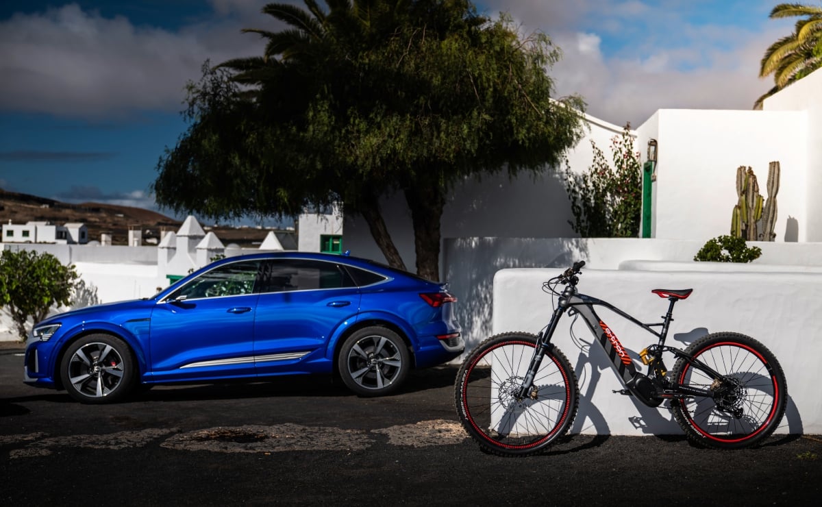 Audi y su bicicleta inspirada en los autos del Dakar