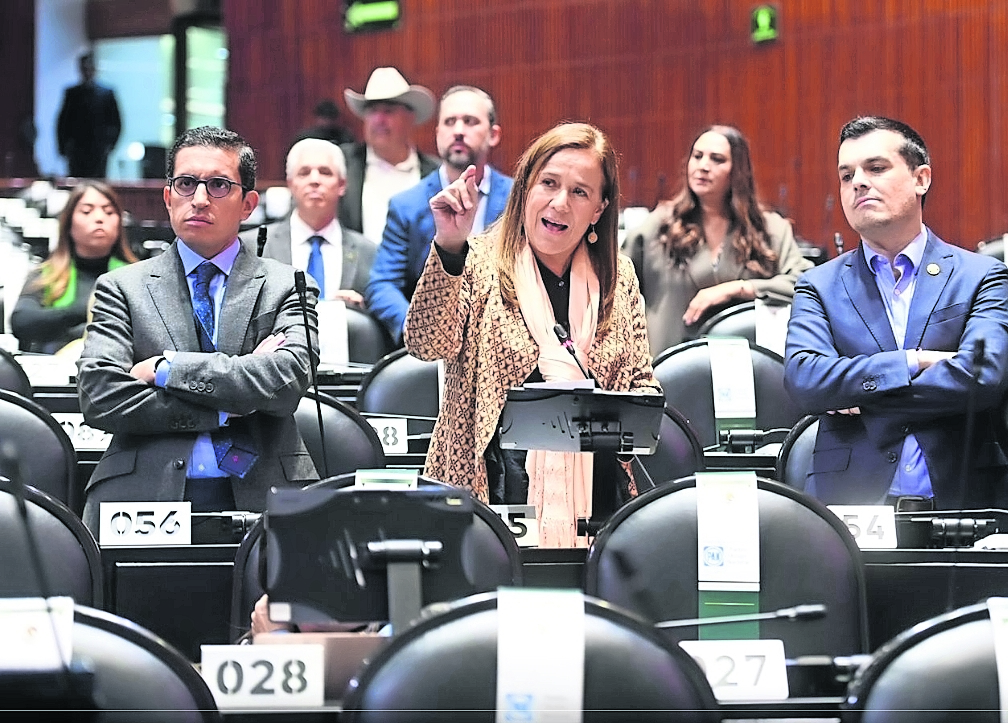 Chocan diputados de Morena y aliados contra opositores