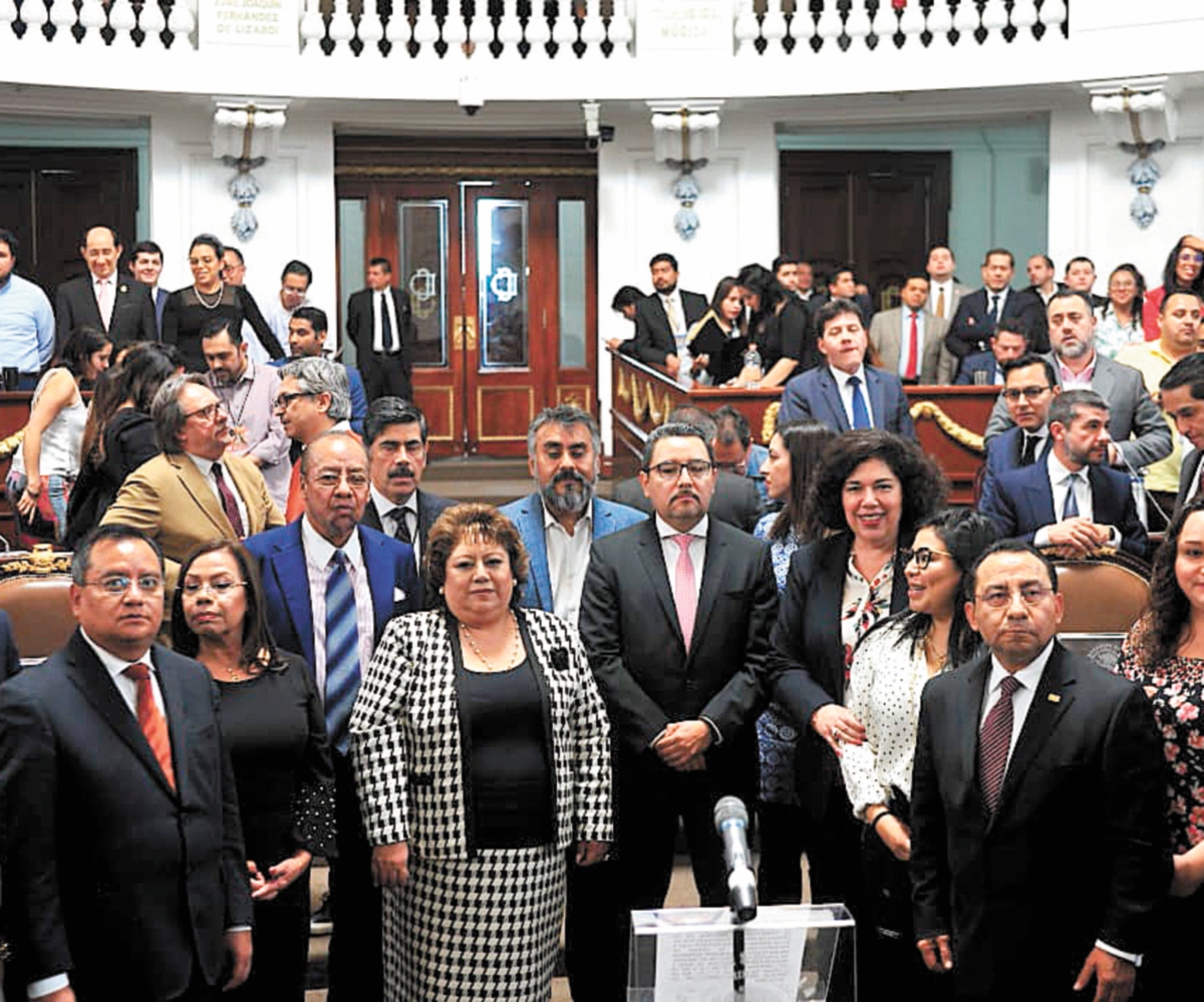 Congreso de CDMX ratifica a cuatro magistrados y rechaza a dos