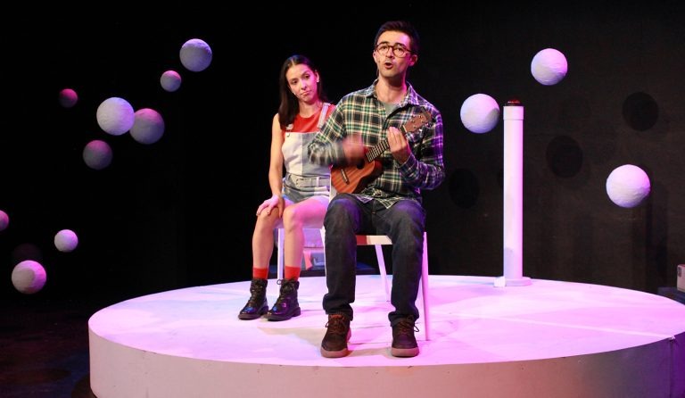 María Kemp describe la obra como “un viaje extraordinario lleno de amor a la luna”.  |  Imagen: especial.