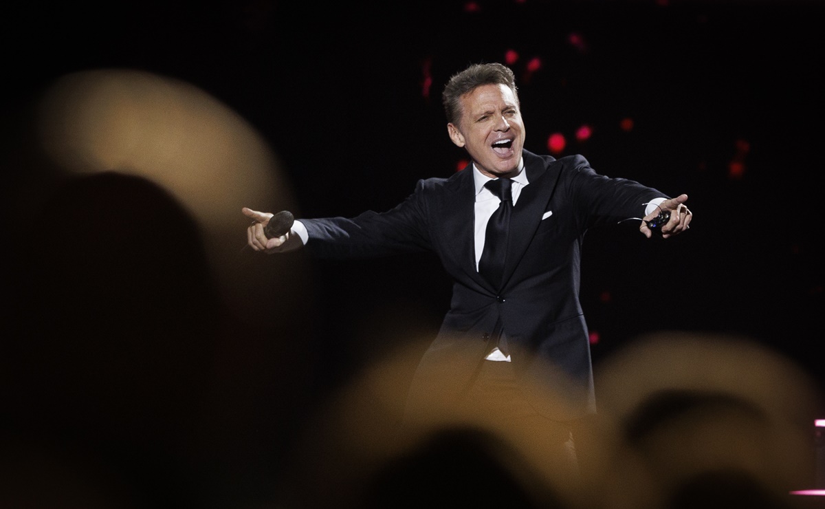 “Luis Miguel no cantó una canción completa”: Fans critican concierto de "El Sol" en el estadio Bernabéu