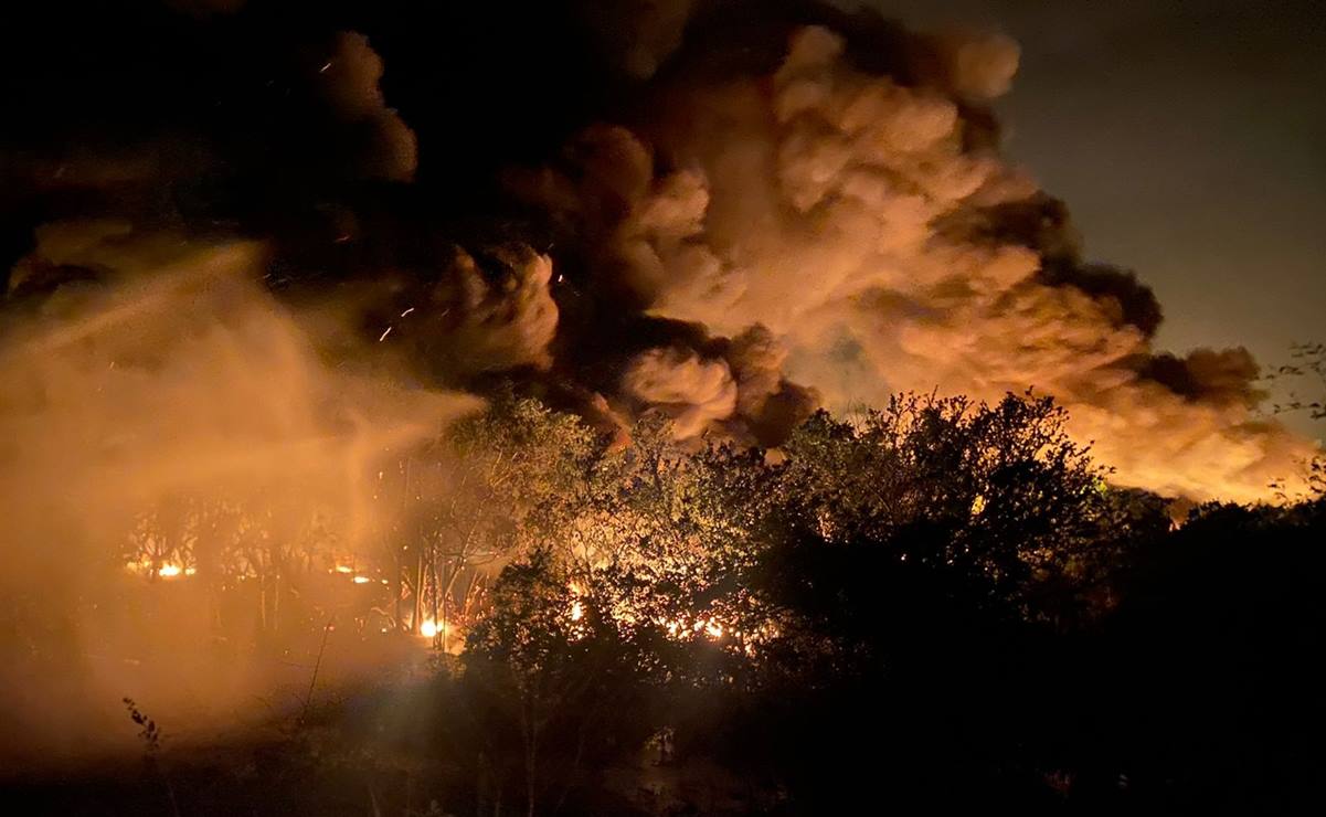 Reportan incendio por fuga de crudo en Huimanguillo, Tabasco