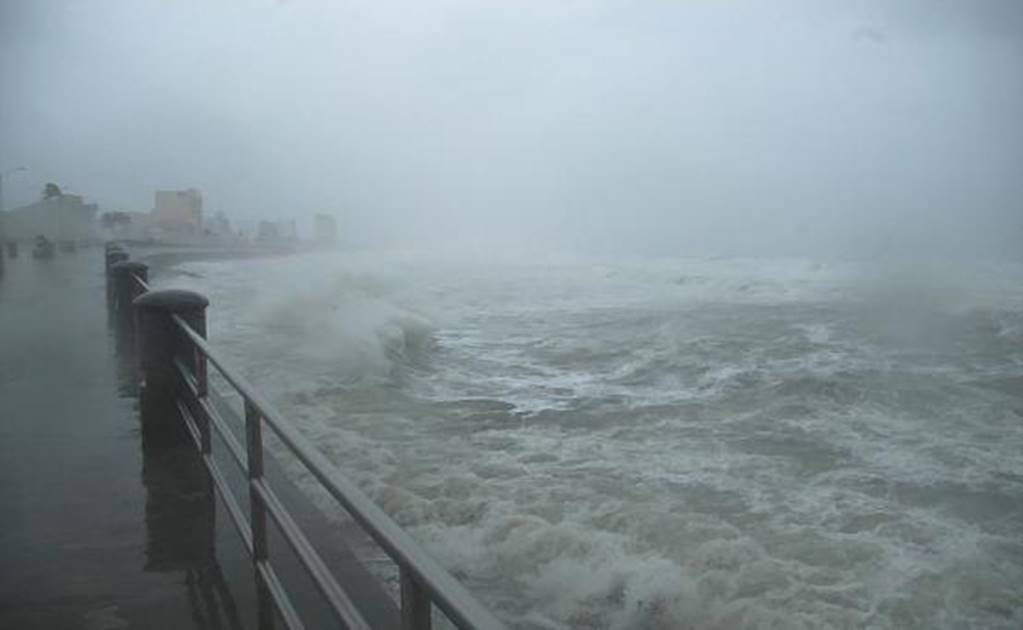 El Niño helps Mexico duck a potentially bad hurricane season 