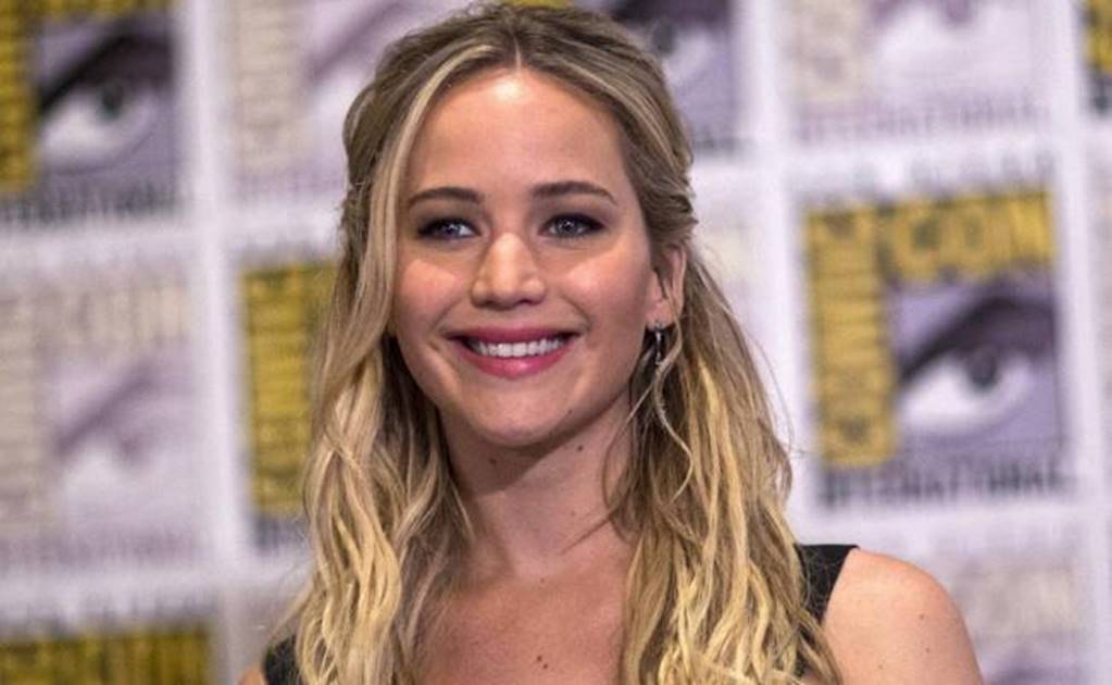 Jennifer Lawrence: President Trump would be 'the end of the world'