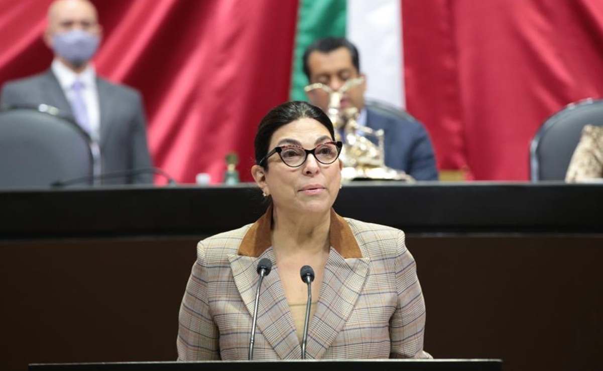 AMLO “ya demostró que no cree en las instituciones”, acusa la presidenta de la Cámara de Diputados