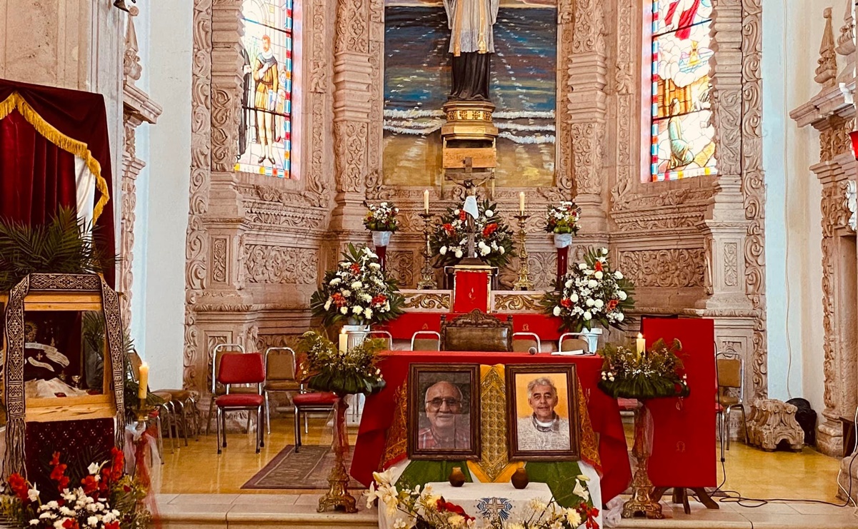 Ofician misa por primer aniversario de los padres jesuitas asesinados en Cerocahui, Chihuahua