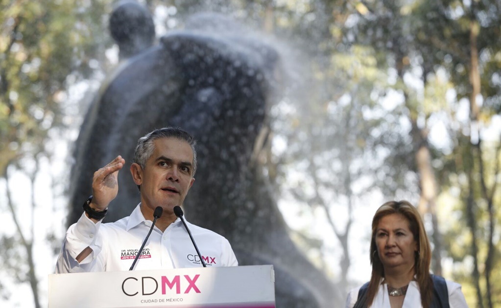 Mancera anuncia rehabilitación de fuentes de CDMX