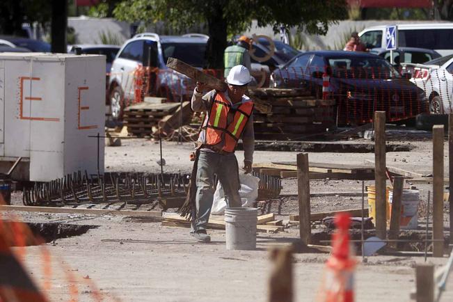 Se crean 45 mil empleos formales: IMSS 