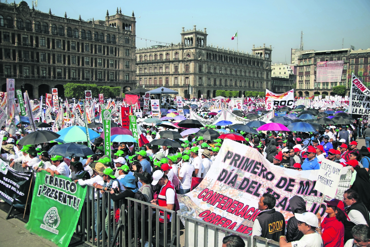 Sindicatos exigen jornada de 40 horas y fin del outsourcing