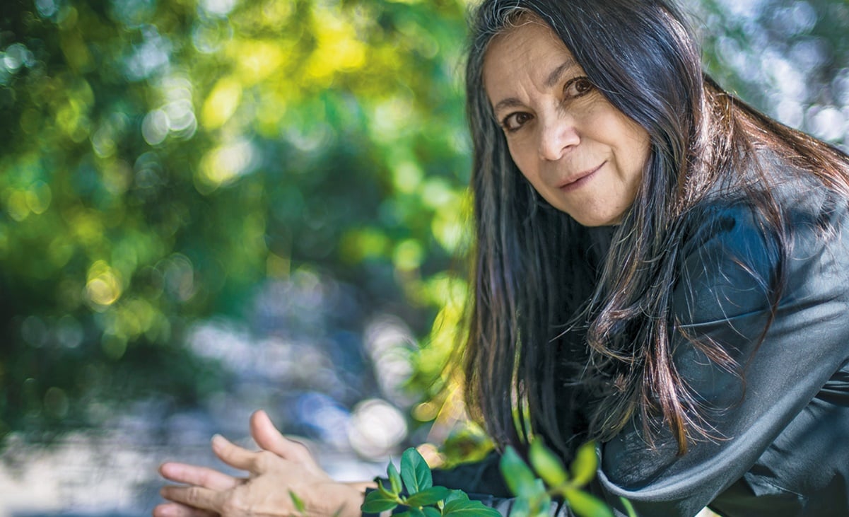 Carmen Boullosa recibe el FILEY y  celebra la nueva ola de escritoras latinoamericanas