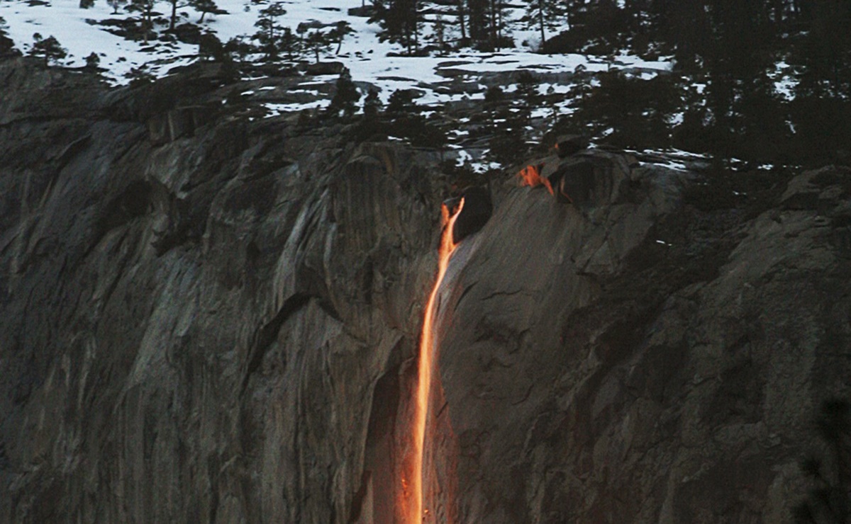 ¿Cuándo ver la "Cascada de Fuego" del parque Yosemite? 