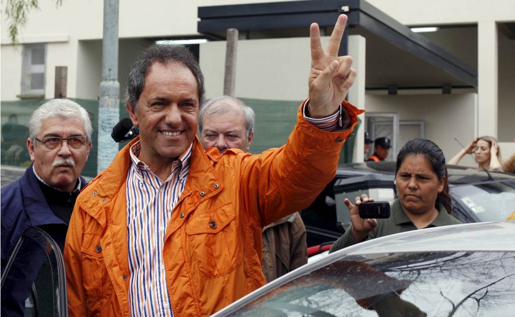 Gana Scioli primarias presidenciales en Argentina: sondeos