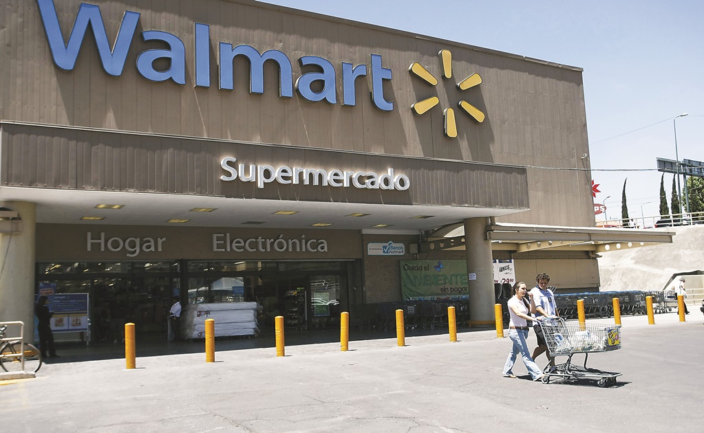 Pese a impacto de "Otis", Walmart cierra con ganancias en 2023