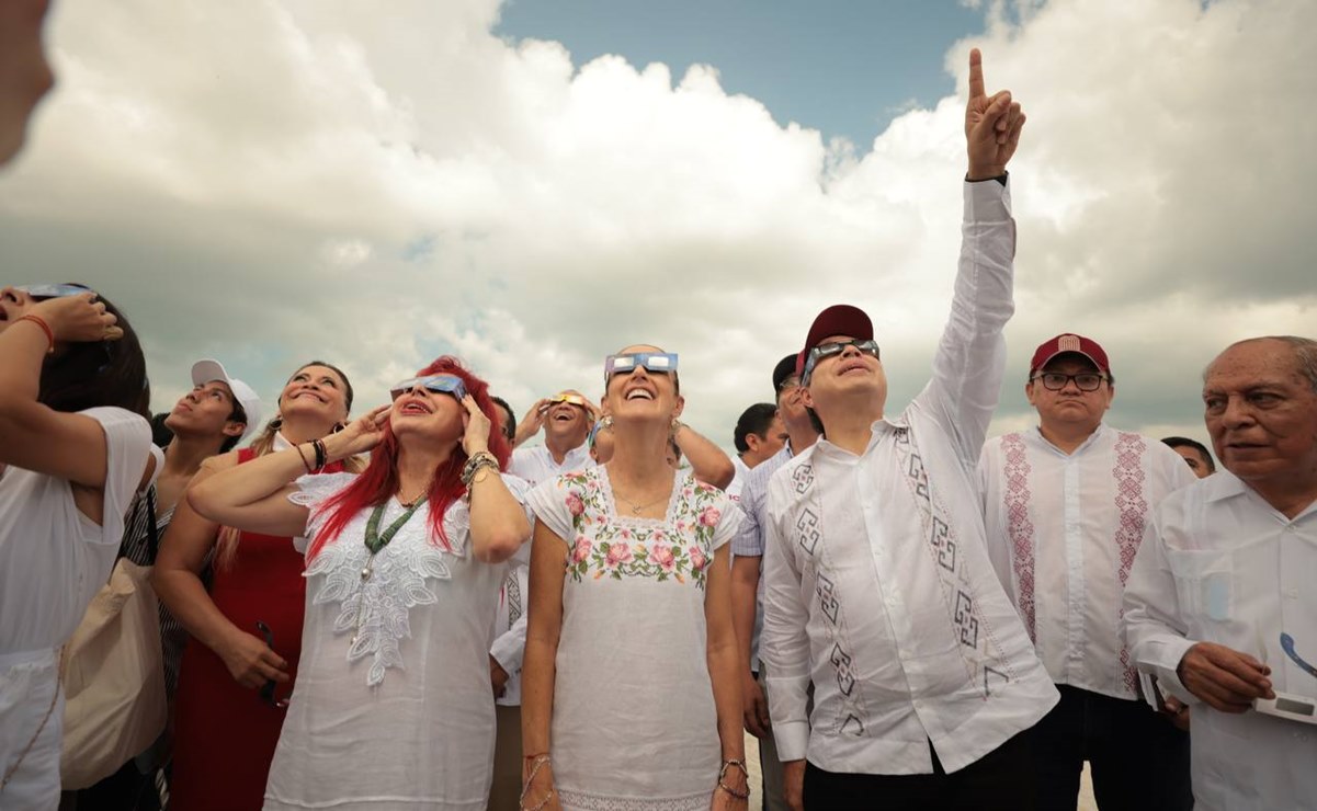 Sheinbaum presencia eclipse en Campeche 
