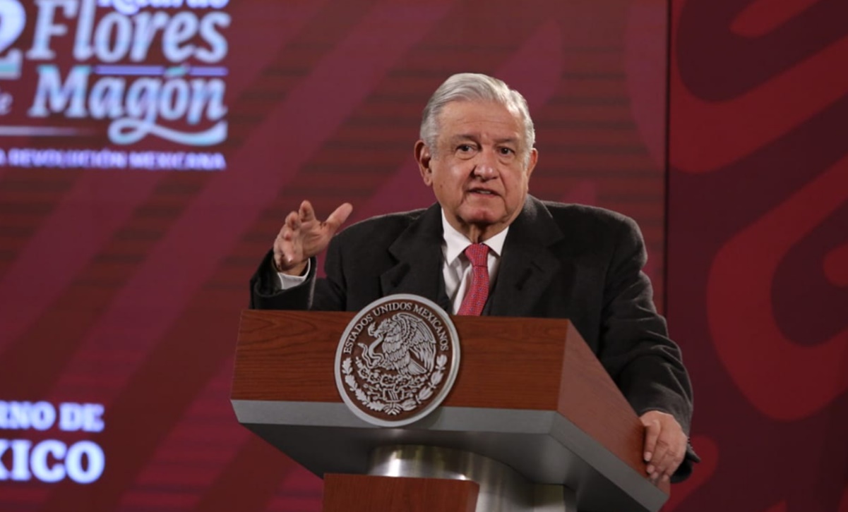 “¿Para qué le enredan tanto?”: AMLO sobre modificar pegunta de revocación de mandato