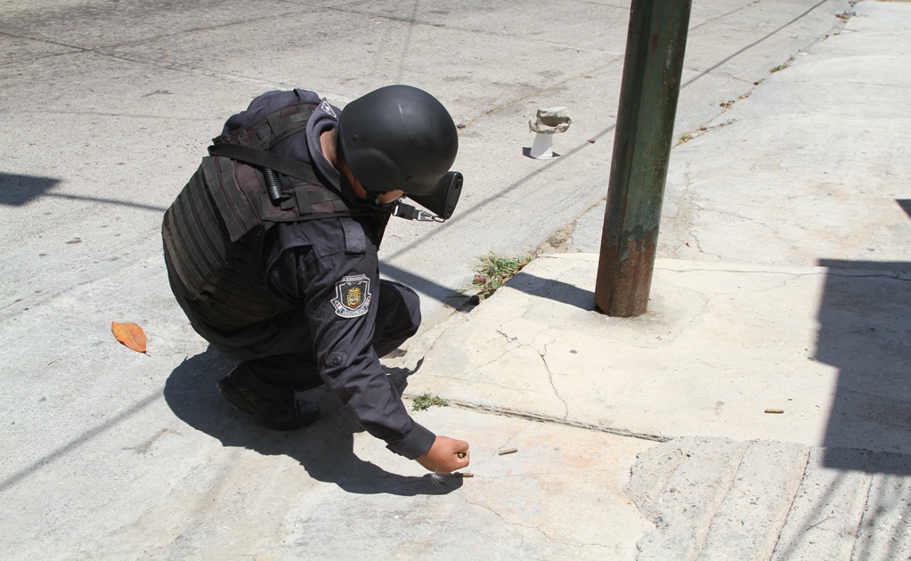Reportan tres personas muertas a balazos y dos suicidios en Oaxaca