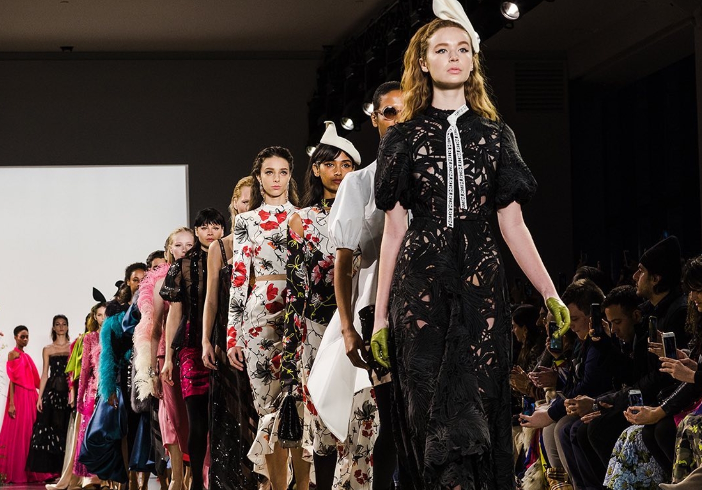 Diseñadores de moda se retiran de New York Fashion Week
