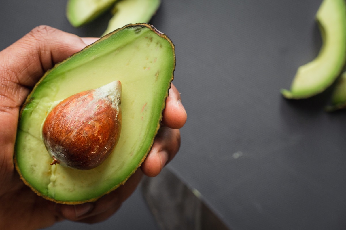 Así ayuda el aguacate a la salud estomacal