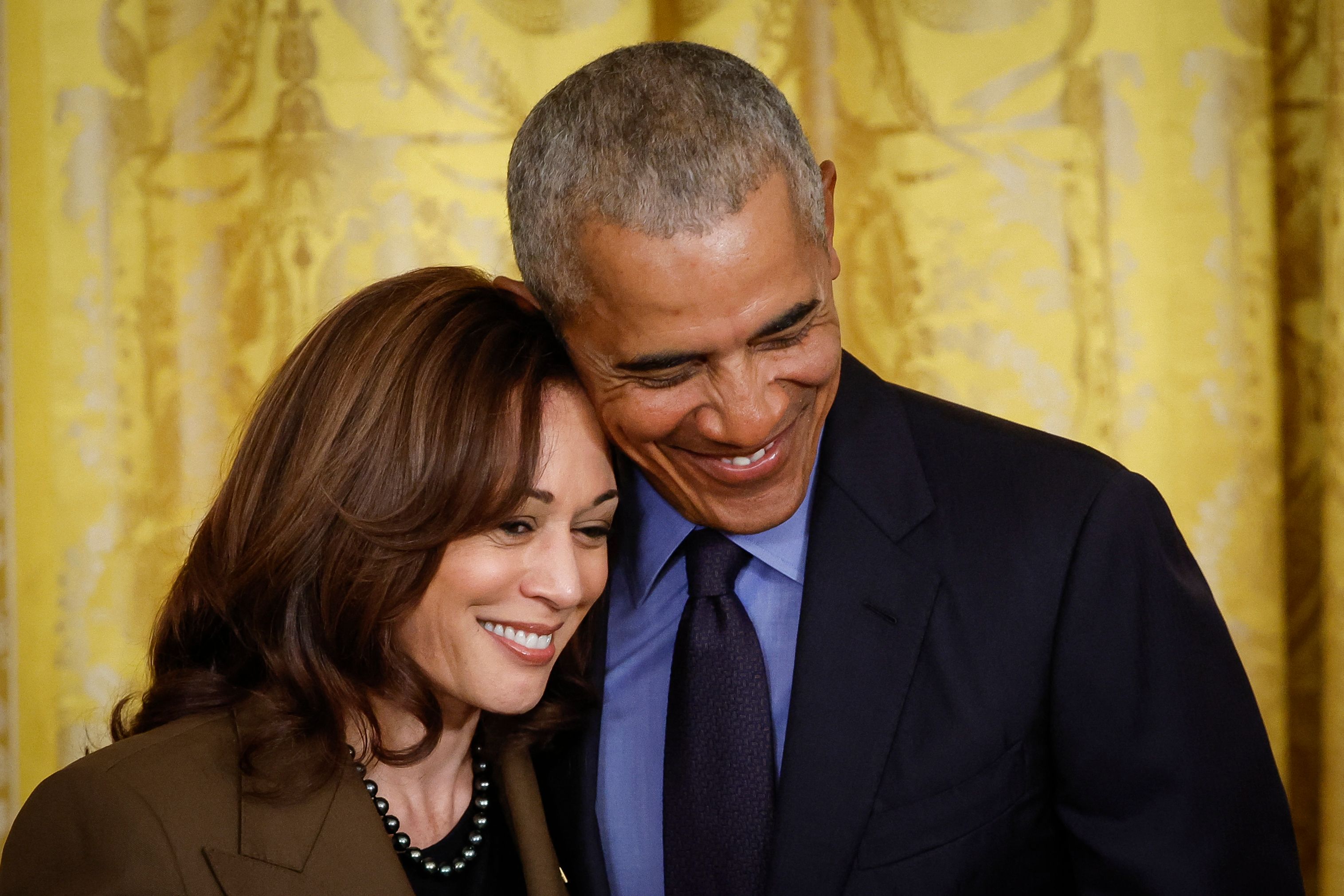 Barack Obama y Michelle respaldan la candidatura presidencial de Kamala Harris