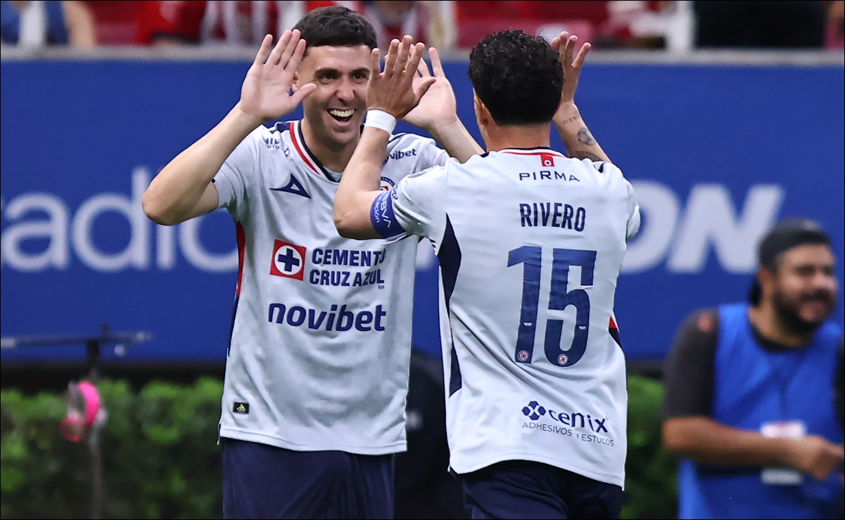 Liga MX: Cruz Azul sigue encendido y derrota a Chivas en un partidazo; La  Máquina se mantiene invicta y el Rebaño aumenta su crisis