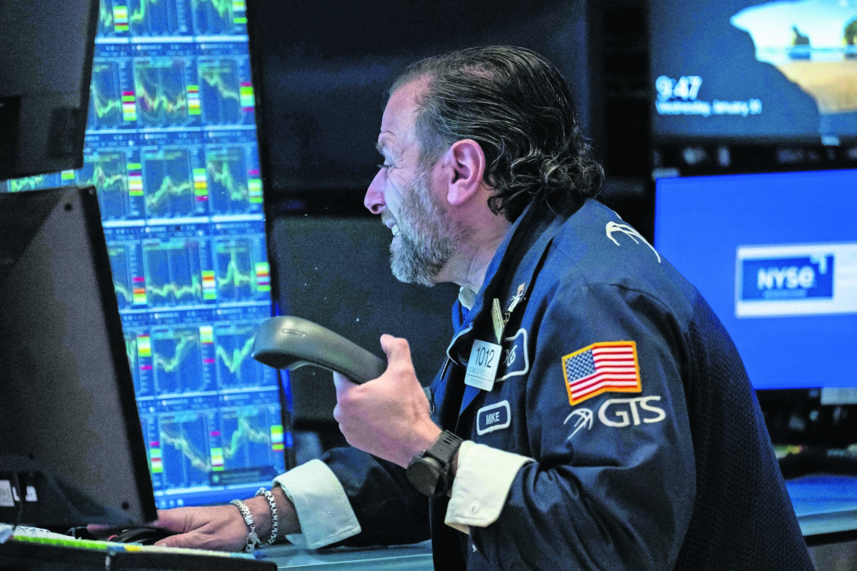 Esperan año favorable para mercados financieros