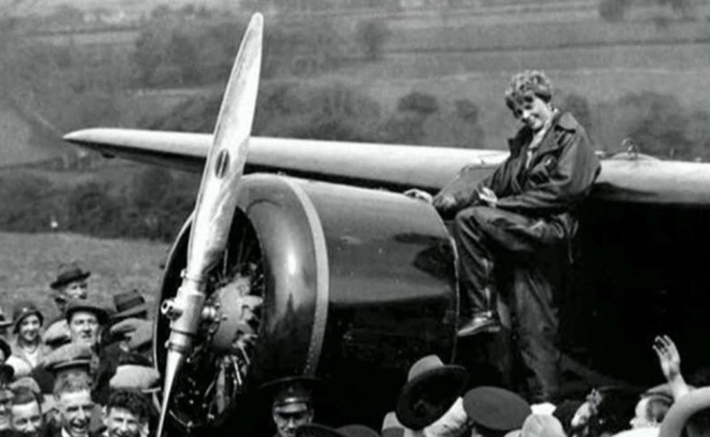 El explorador que halló el Titanic busca avión de Amelia Earhart