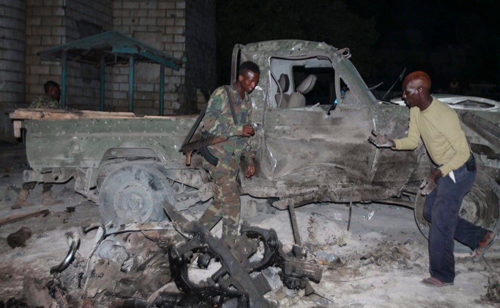 Mueren en Somalia dos soldados por ataque con coche bomba