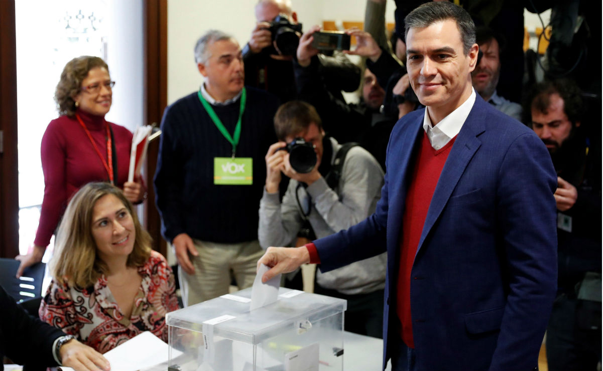 Votan principales candidatos a la Presidencia de España