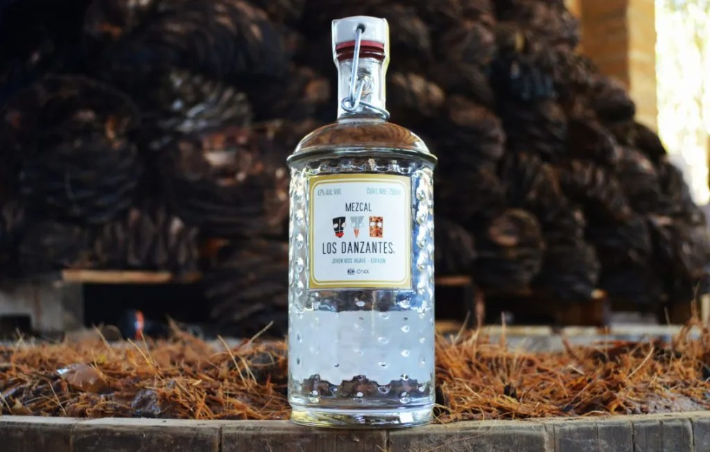 Los Danzantes: 25 años de historia mezcalera