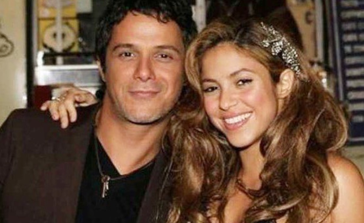 Alejandro Sanz felicita a Shakira en su cumpleaños, fans le piden que se case con ella