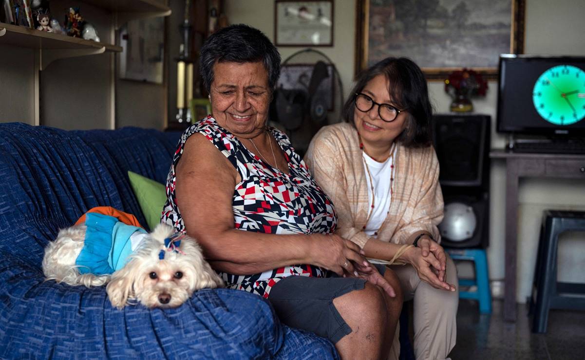 "Es como mi familia"; ofrecen compañía a ancianos abandonados en Venezuela