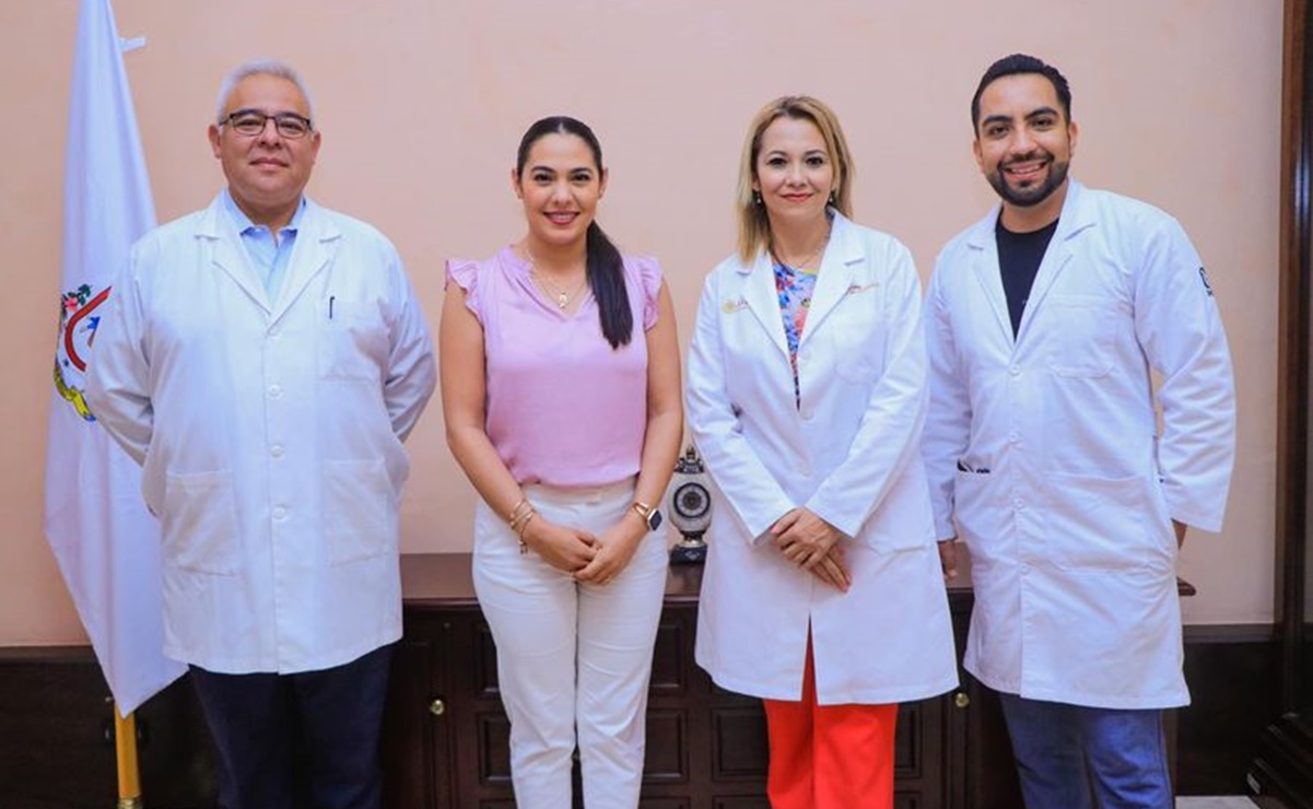 Llegan 55 médicos cubanos a Colima