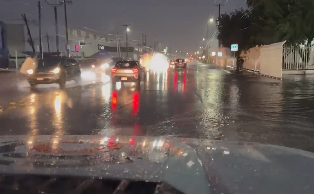 Frente Frío 4: Suspenden clases en turno matutino para este viernes tras fuertes lluvias en Nuevo León