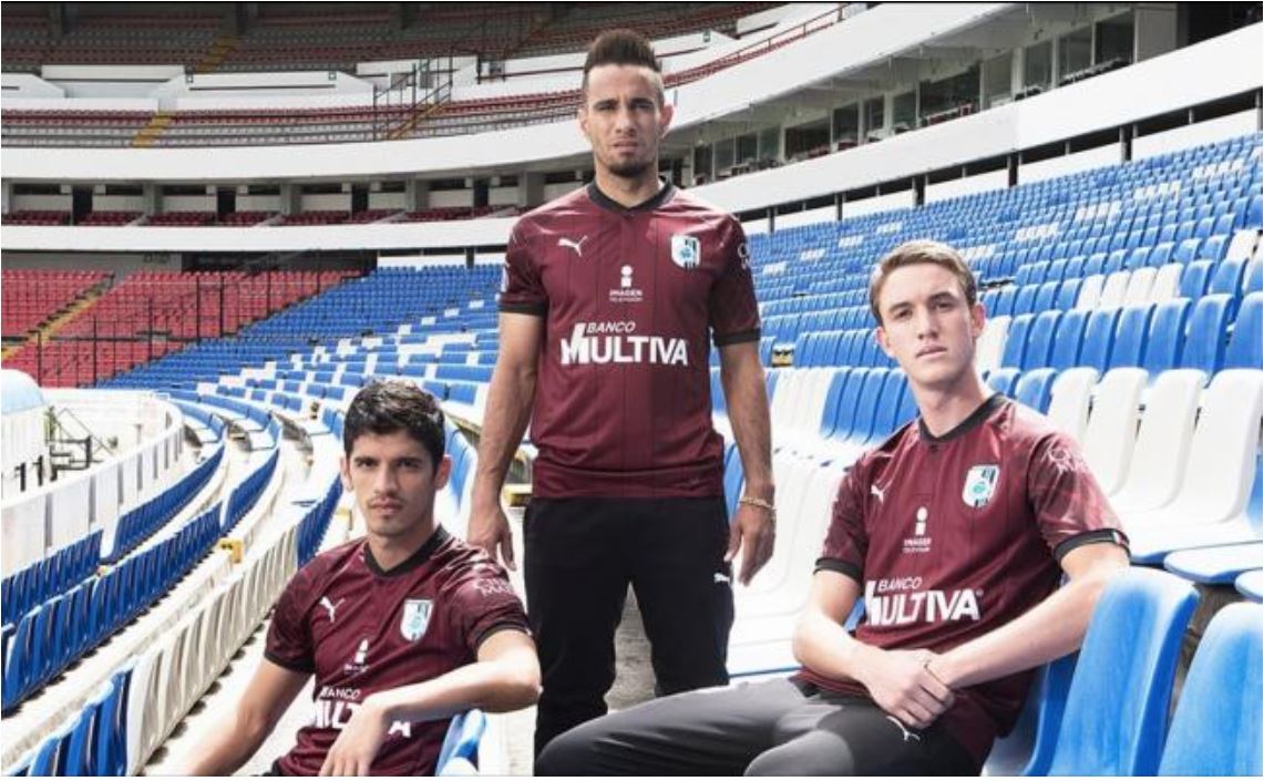 Flamantes uniformes alternativos de clubes mexicanos