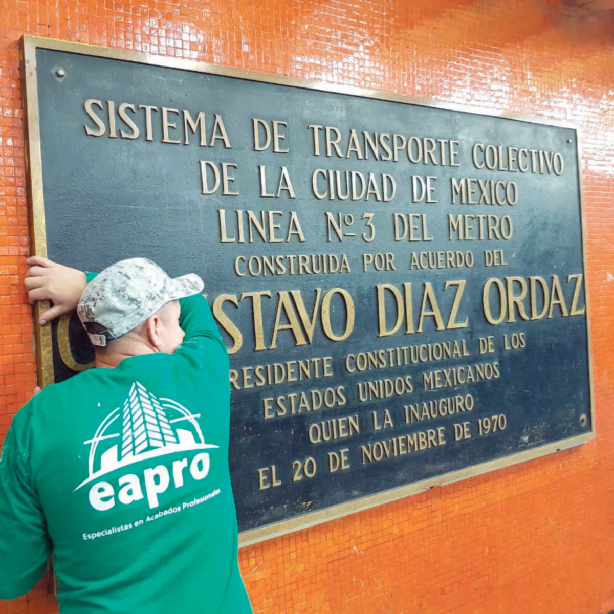 La CDMX retira las placas de Díaz Ordaz