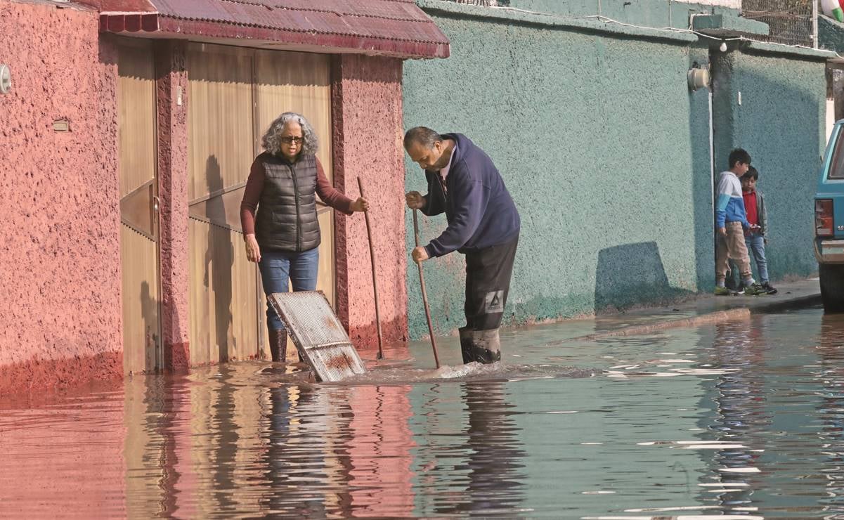 Fuga en Cutzamala anega casas y deja sin agua a 6 municipios