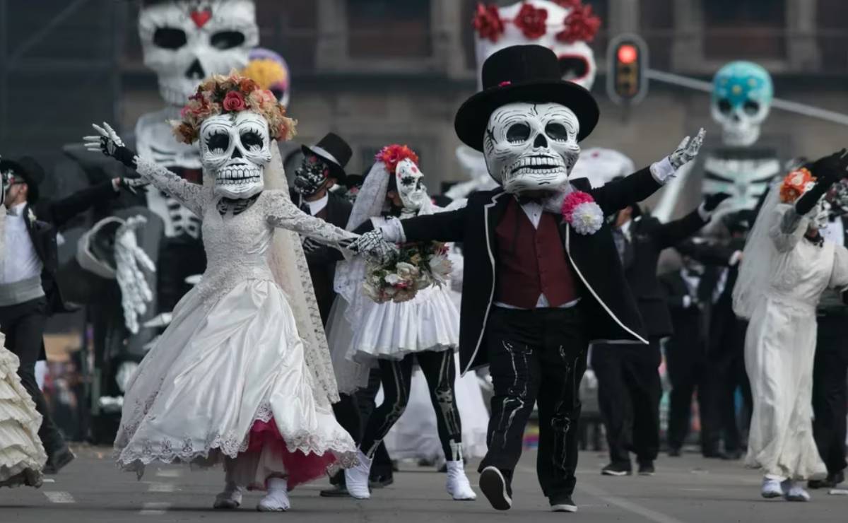 ¿Cuál es el origen del desfile del Día de Muertos en CDMX?